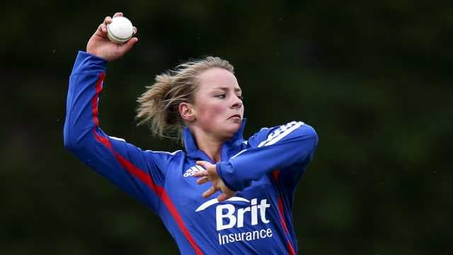 Edwards knocks Irish out of range