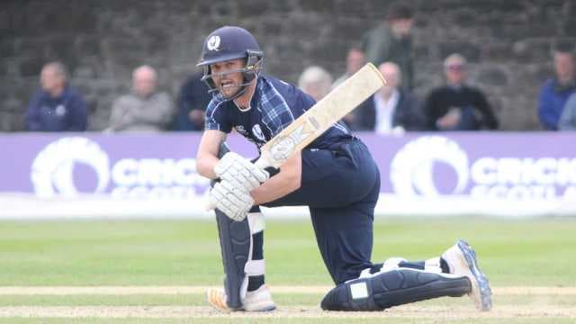 Uncapped Tahir, Wallace named in Scotland squad