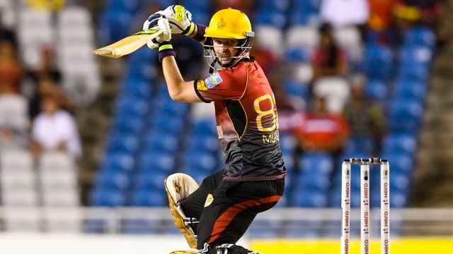 Munro, Darren Bravo power Knight Riders into final