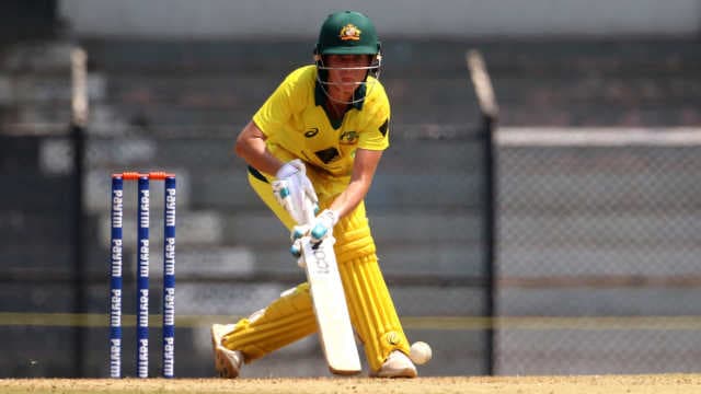 Lightning straight into KSL final despite slip-up against Diamonds
