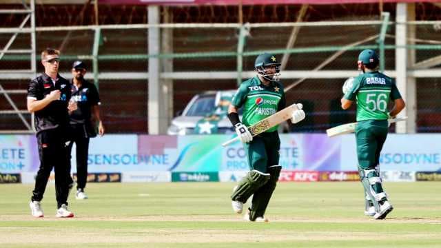 Imam, Babar and bowlers help Pakistan wrap up series