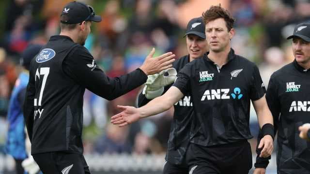 Henry and NZ master Wellington's wind in commanding display