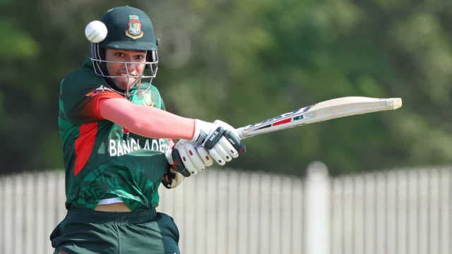 Bangladesh dismantle Sri Lanka to seal top spot in Group B