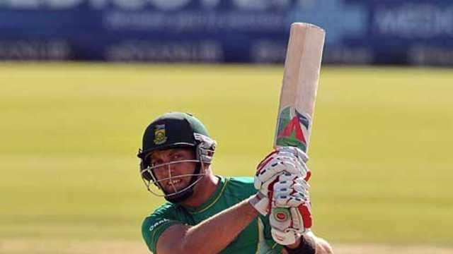 Warriors ease to title win