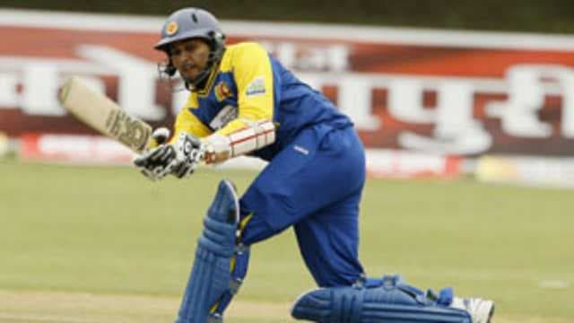 Dilshan makes sure there are no hiccups