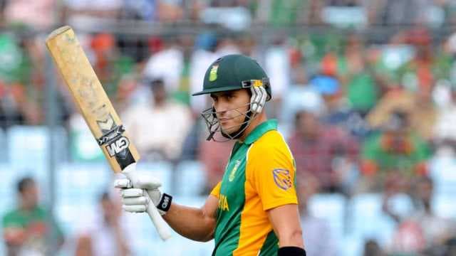 Record-breaking Vilas powers innings-win for Cobras