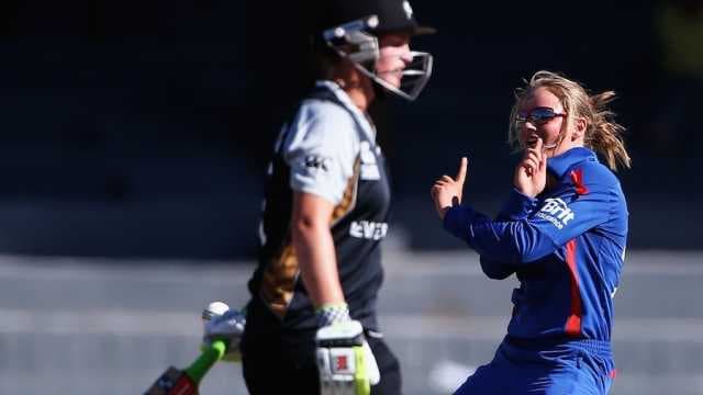 Heavy defeat shows New Zealand slide