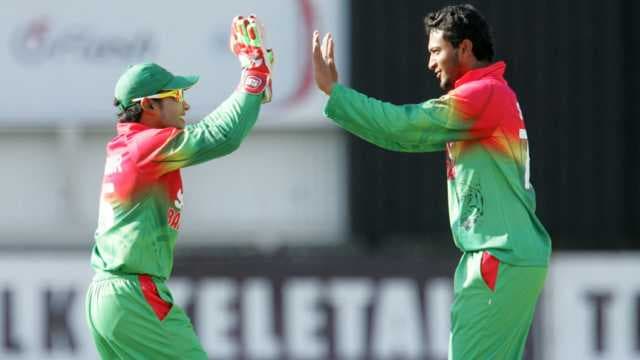 Mahmudullah fumes at umpire