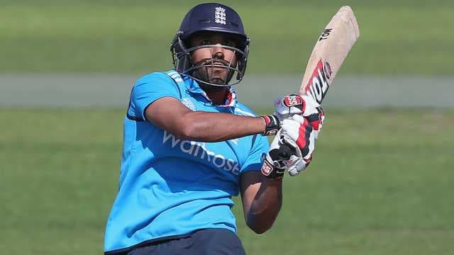 Bopara enjoys his chance to build rather than blast