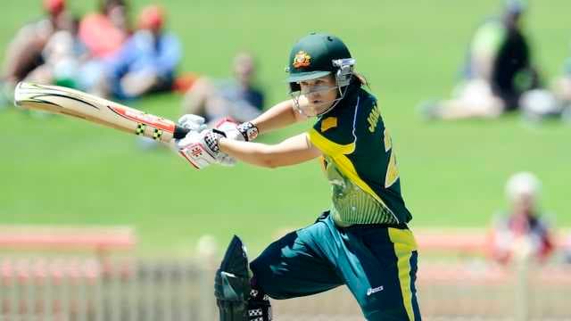 Jonassen guides Australia to victory