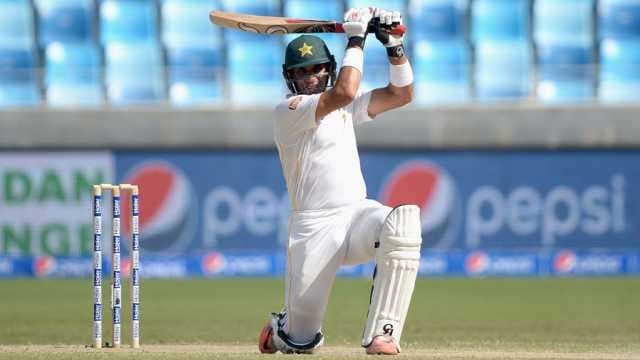 Misbah ponders staying until Australia tour