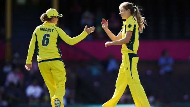 Perry's all-round brilliance denies India clean sweep