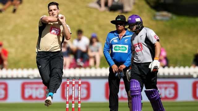 Taylor, McClenaghan return in victorious North Island side