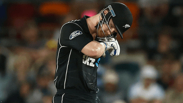 Marsh's hat-trick of sixes, Neesham's stinging blow