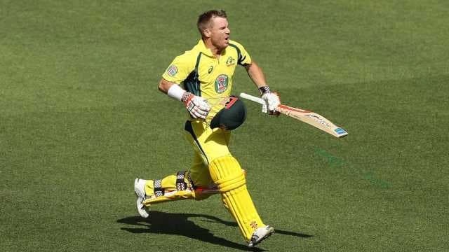 Warner 156 sets up Australia's 3-0 sweep