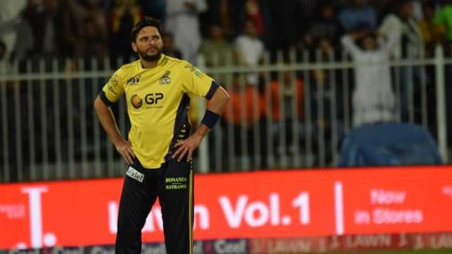Afridi ruled out of PSL final with finger injury