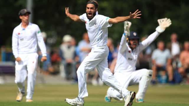 Tahir allows Derbyshire to finish on a high
