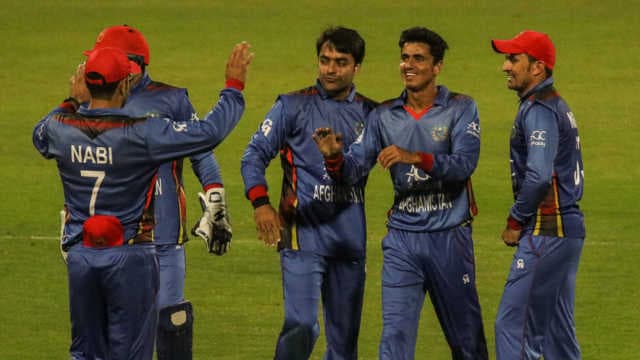 Rashid, Mujeeb combine to secure 2-0 victory