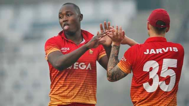 Tendai Chatara and Craig Ervine lead Zimbabwe into 1-0 lead