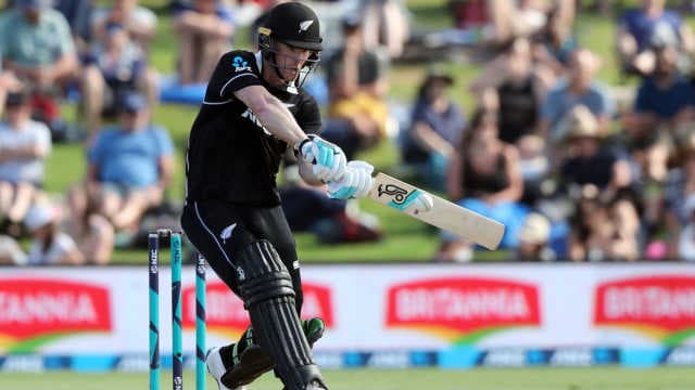 Hamstring strain rules Neesham out of one-off SL T20