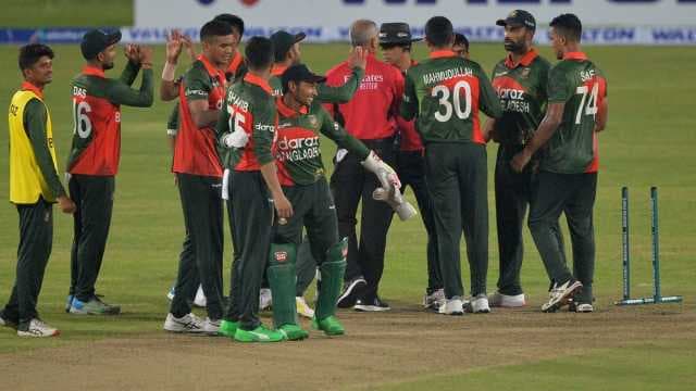 Russell Domingo wants Bangladesh to lift ODI scoring rates in search for overseas success