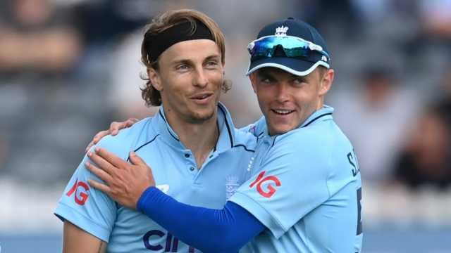 Tom Curran claims four-for but rain saves Sri Lanka after latest collapse