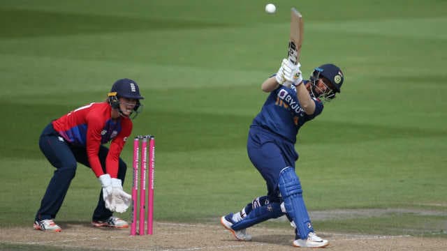 'Batting, bowling or fielding, I like playing in pressure situations' - Deepti Sharma