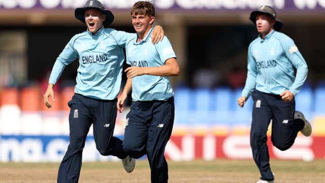 Prest rues early collapse: 'All it would have taken was one more partnership'
