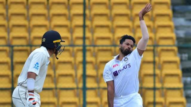 Mukesh Kumar learns about selection via Indian team's WhatsApp group