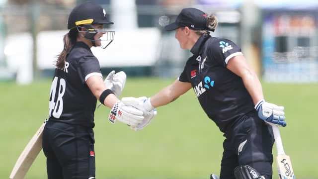 Kerr and Devine tons lead New Zealand fightback to draw level