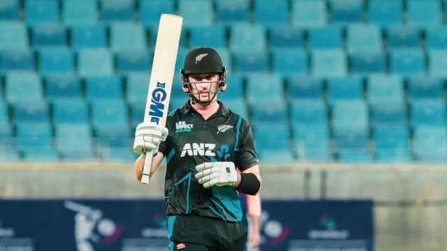 Young, Chapman hit fifties as NZ take series 2-1