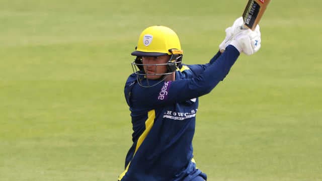 Aneurin Donald blitzes 63-ball century to take Hampshire through to semi-finals