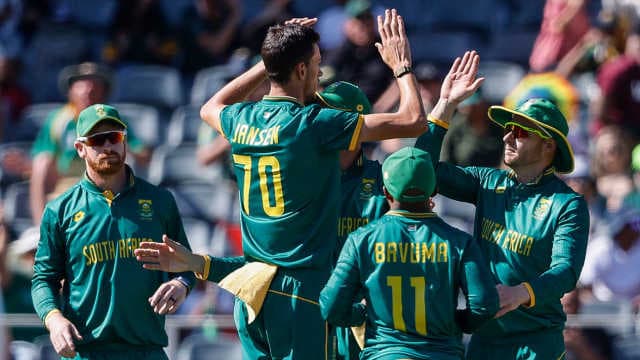 SA switch to World Cup mode undaunted by pressure, away from the spotlight