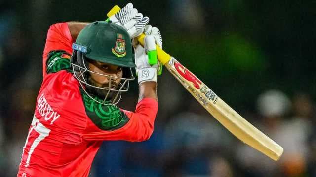 Hridoy, Parvez, Shamim pull off record home chase for Bangladesh