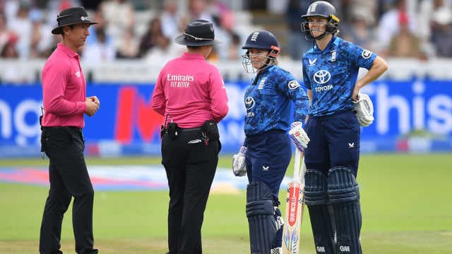 Beaumont obstructing the field appeal evokes memories of Dean run-out