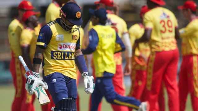 Sri Lanka slump to their second-lowest T20I total as Zimbabwe romp to series-levelling win