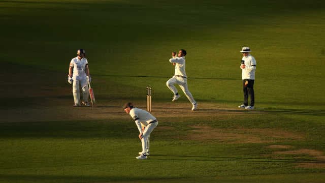 Hampshire dodge relegation nightmare despite Surrey defeat