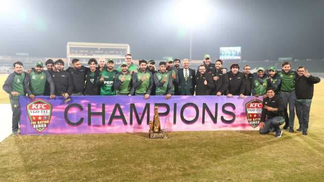 Nawaz and Afridi blow Sri Lanka away to seal tri-series for Pakistan