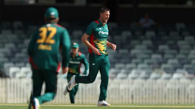 Webster, Meredith run riot as Tasmania rout Western Australia