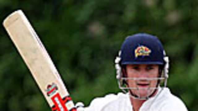 Broom heroics in vain in massive chase of 411