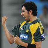 Gul and Afridi demolish Australia