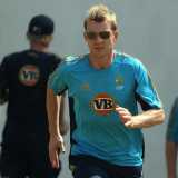 Brett Lee aims for full fitness during IPL