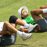 Yuvraj v Raina for No. 6 spot