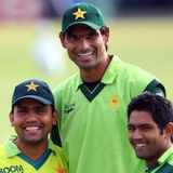 Battered Pakistan search for inspiration
