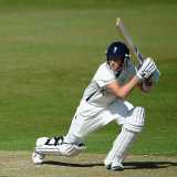 Root ton helps England seal series