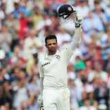 Dravid stops the clocks with magnificent defiance 