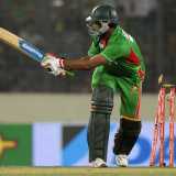 Pakistan prevail over gutsy Bangladesh
