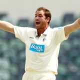 Hastings signs for Sussex