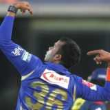 BCCI suspends trio, Srinivasan says IPL not 'untenable'