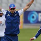 Last chance for bedraggled Australia